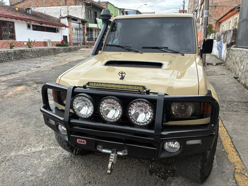 Toyota Land cruiser hembrita 2018 Diesel 