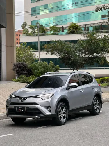 Toyota RAV4 XRoad 2.5cc