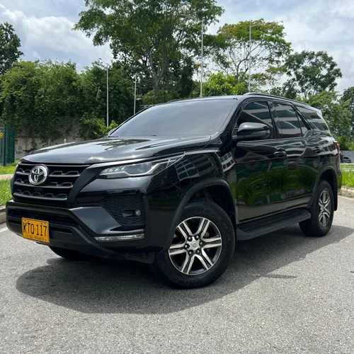  Toyota Fortuner Street 2021 