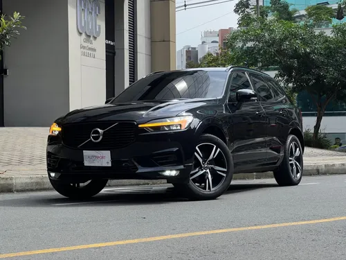 Volvo XC60 T5 R-design 2021