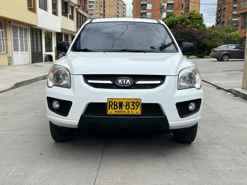 Kia New Sportage LX 2010