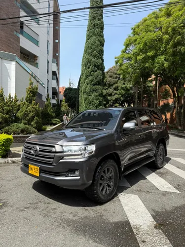 Toyota lC200 Sahara Vx 2017