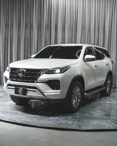 Toyota Fortuner SRV 2023