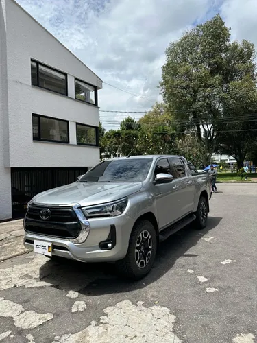 Toyota Hilux SRX 2.8T Diesel