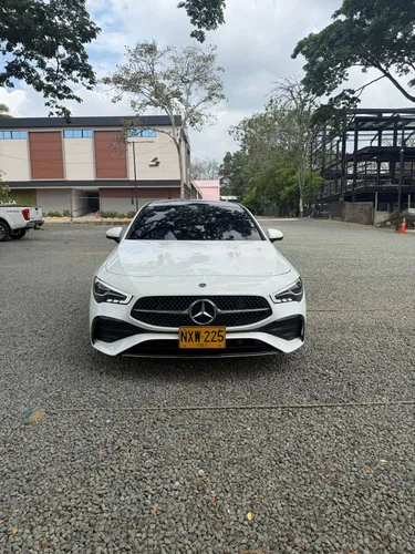 MERCEDES BENZ CLA 250 MODELO 2025