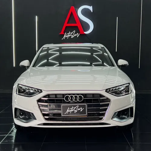 AUDI A4 TFSI ADVANCE 2.0 2022 HYBRIDO AT