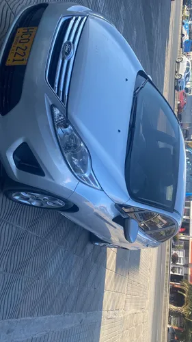 Ford Fiesta Sportback 2013