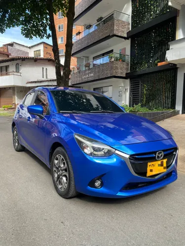 Mazda 2 grand Touring automático 