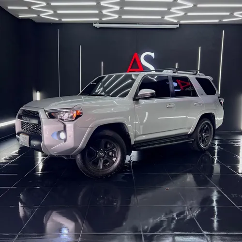 TOYOTA 4RUNNER SR5 4.0 2020 AT BLINDADA