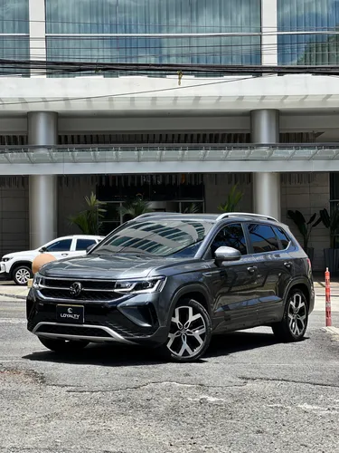 VOLKSWAGEN TAOS HIGHLINE 
