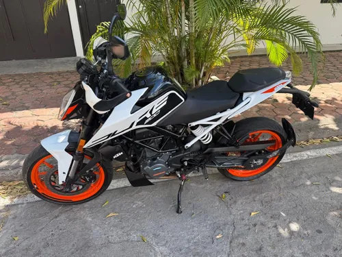 KTM DUKE 200 ng 2023