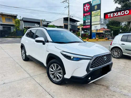 Toyota Corolla cross híbrida 2022 xei 