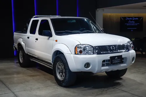 Nissan NP 300 FRONTIER 2.4L MT 2400CC 4X4 AA 2AB ABS 2014