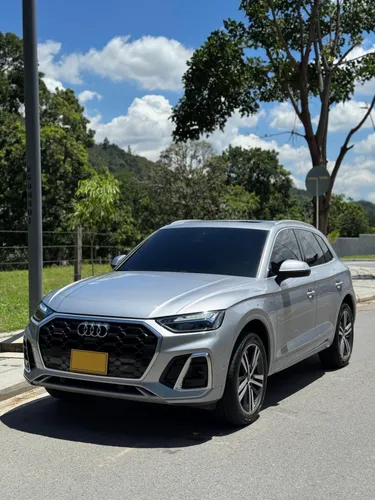 Audi q5 2024 híbrida 2.0 Sline 