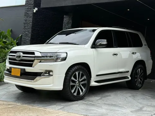 TOYOTA LC200 SAHARA EUROPEA EXECUTIVE LOUNGE 2019