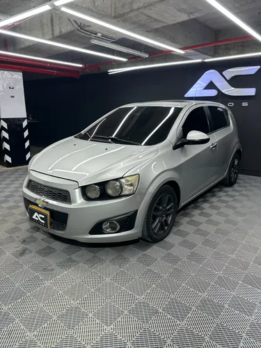CHEVROLET SONIC 1.6 LT 5 P