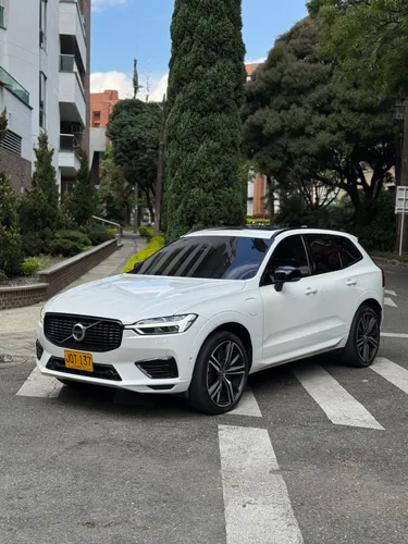 Volvo XC60 T8 Híbrida 2021 Blindaje ll plus