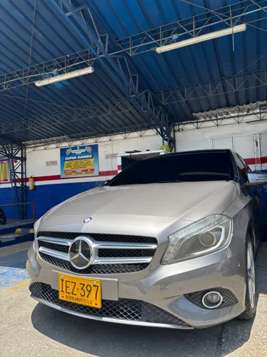 Mercedes Benz  a200