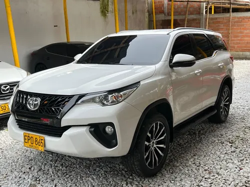 TOYOTA FORTUNER 2.4 Diésel  2020