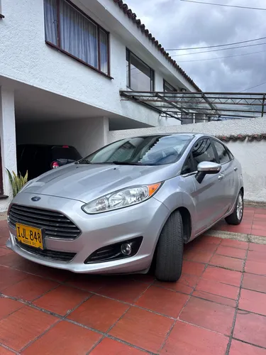 Ford fiesta titanium 