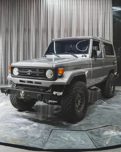 Toyota fZJ80 1999