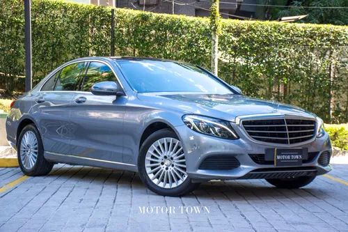 MERCEDES BENZ C200 2016
