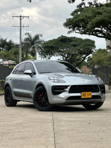 PORSCHE MACAN GTS 