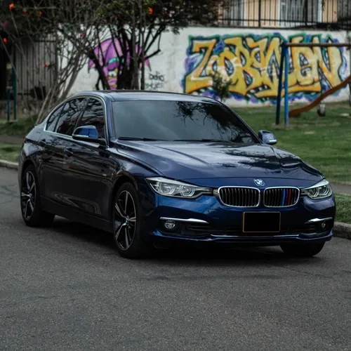 BMW 320I LUXURY LINE PLUS 