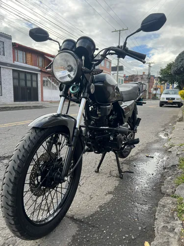 COMBAT BOMBER 125 AUTECO 2022 NEGRO MATE