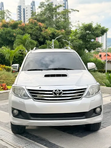 Toyota Fortuner Srv 2014