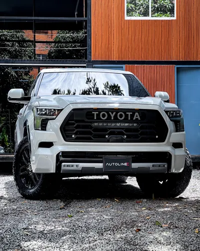 Toyota Sequoia Limited iForce Max Hybrid B2 2023