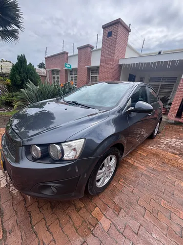 Chevrolet sonic 2013 - 1.6 