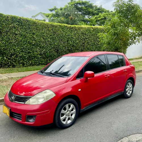 Nissan Tiida HB Emotion AT 2009