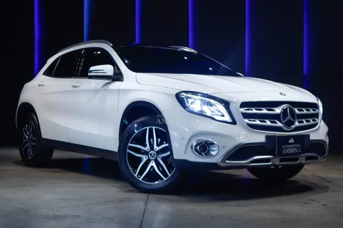 Mercedes Benz GLA 200 URBAN
