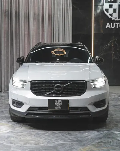 Volvo XC40 R-design T4 2020
