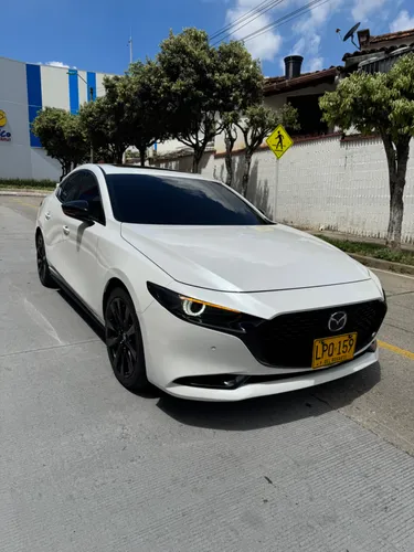 Mazda 3 grand touring LX 2023 HÍBRIDO 