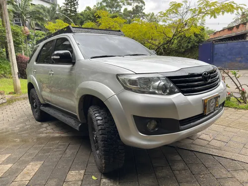 Toyota Fortuner 2.7l 4x4 