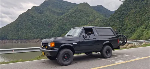 Ford Bronco 1990