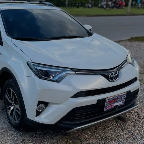 TOYOTA RAV4 STREET 