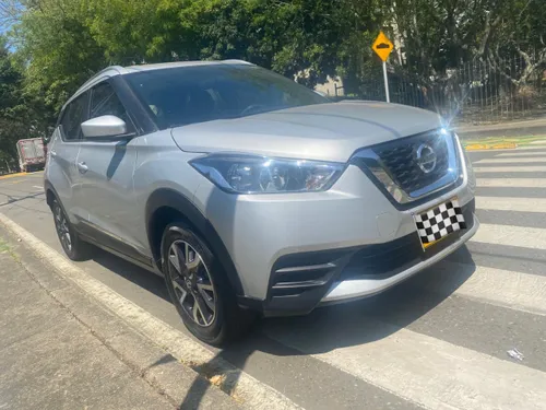 Vendo Nissan kicks sense 2018 mecánica 