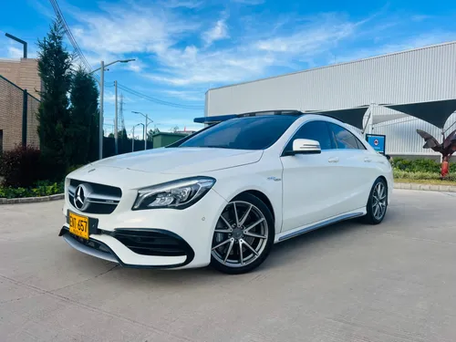Mercedes Benz CLA 45 AMG