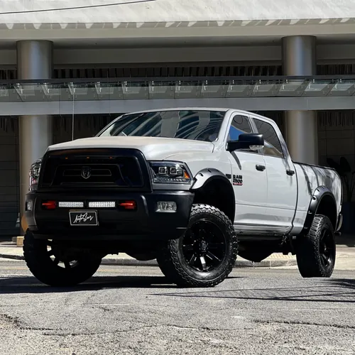 Dogde Ram Crew Cam Laramie 2.500 2015 2.7
