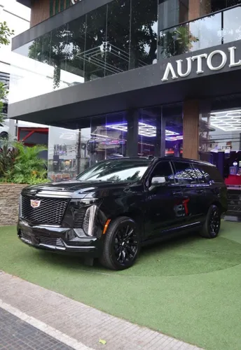 Cadillac Escalade ESV Sport 2025