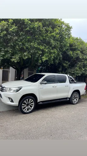 Toyota Hilux SRV 2017 DIESEL