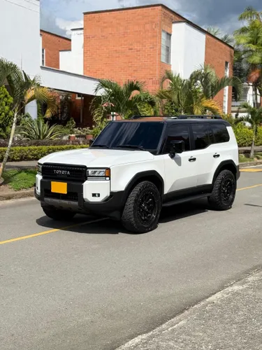 Toyota prado TXL 2025 blindaje 2 plus 