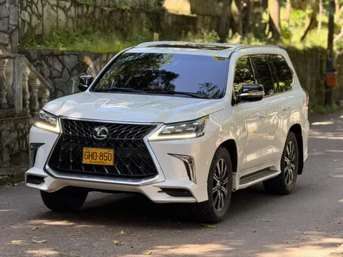 Lexus LX 570 