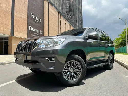Toyota Prado TXL 3.0 4x4 diesel blindaje 2 2020