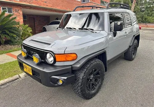 Toyota FJ Cruiser 2021