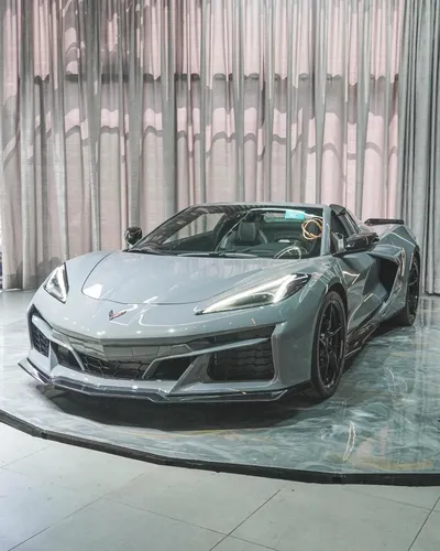 Chevrolet Corvette E-Ray 2025