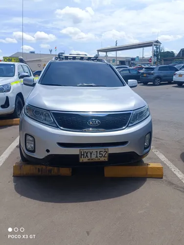 Kia sorento mod 2014  diesel 2.2 La más full de todas